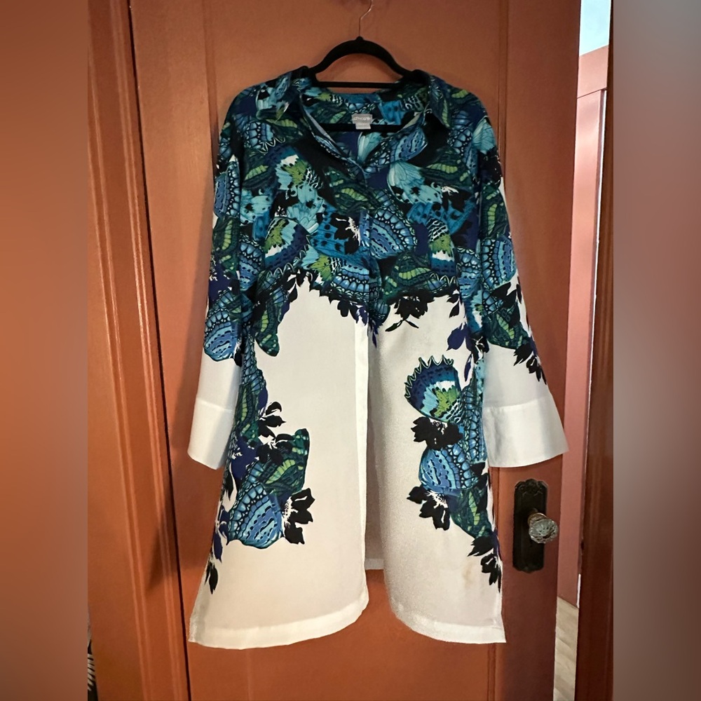 Chico’s 100% polyester,long sleeve dress shirt